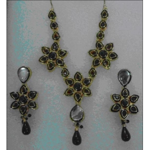 Kundan necklace sets. No.1.